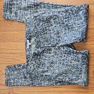 CABI Multi Camo Skinny Jeans sz 6